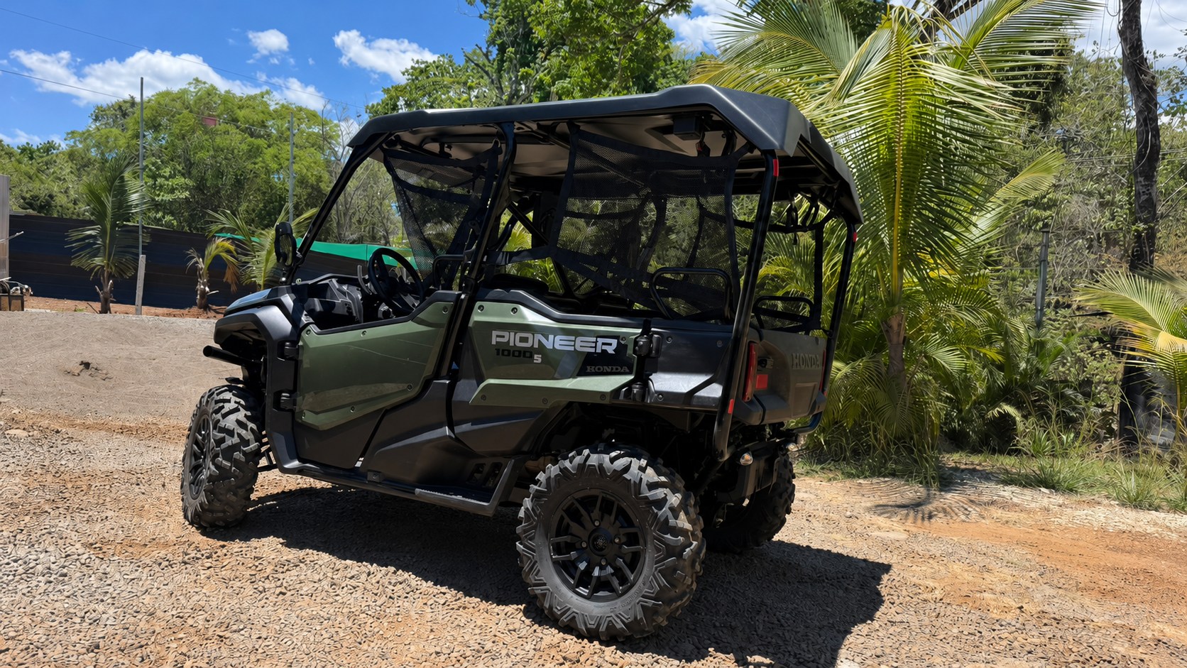 UTV - Honda Pioneer 1000cc (5 Pasajeros/Passengers)